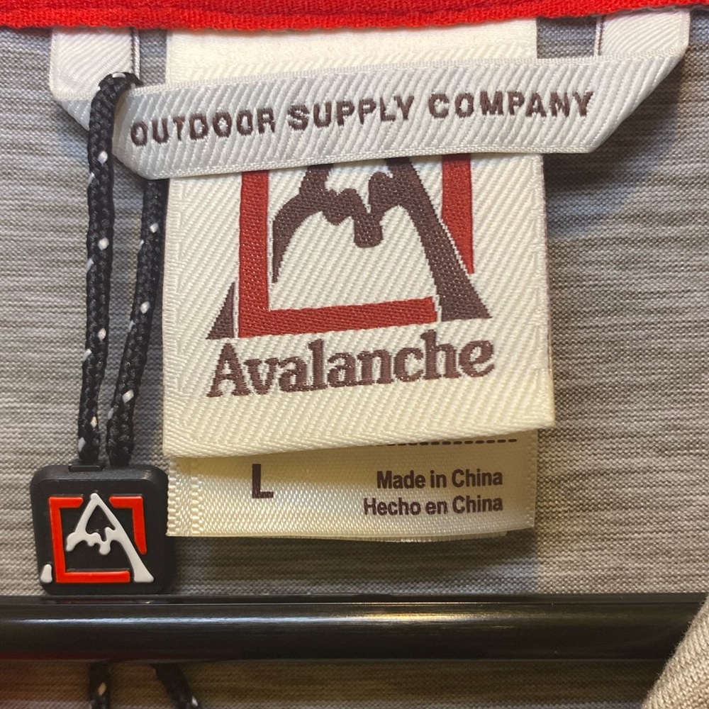 Avalanche Outdoor Supply Company Sweatshirt Grey Men's Size L NWOT Hiking - Picture 3 of 6